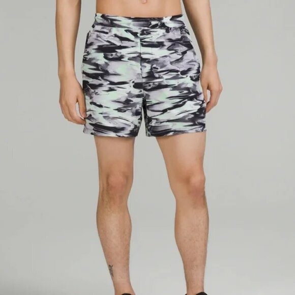 Lululemon Pace Breaker Short *Linerless 7" - Picture 5 of 14